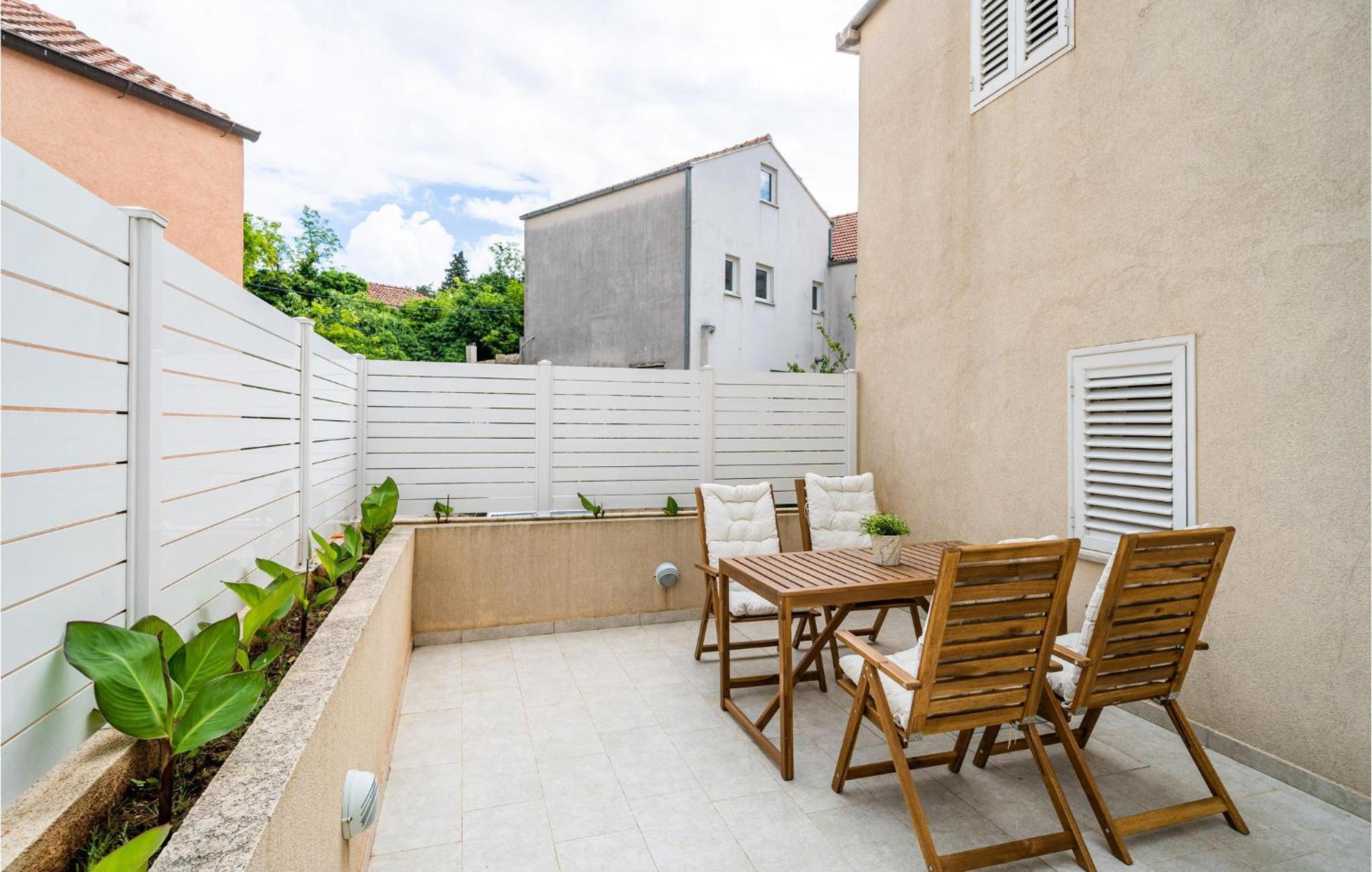 Nice Apartment In Dubrovnik With Kitchen Exterior photo